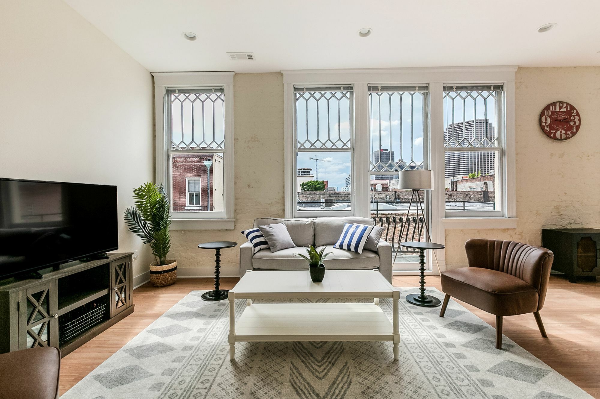 Airy 1Br In Arts/Warehouse District By Sonder Apartment New Orleans Exterior photo