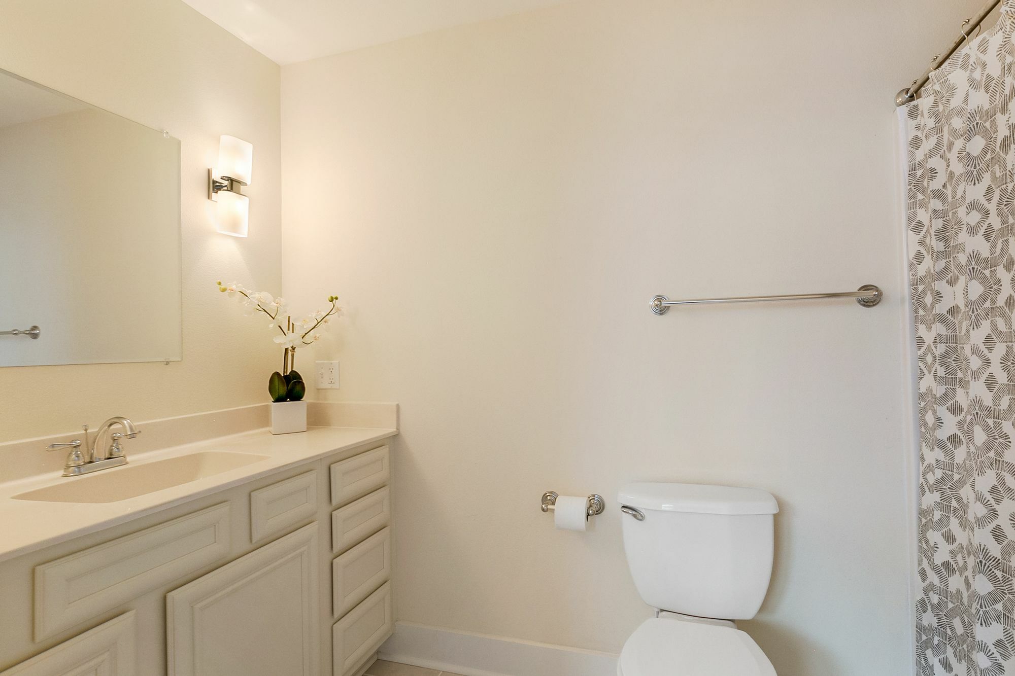 Airy 1Br In Arts/Warehouse District By Sonder Apartment New Orleans Exterior photo