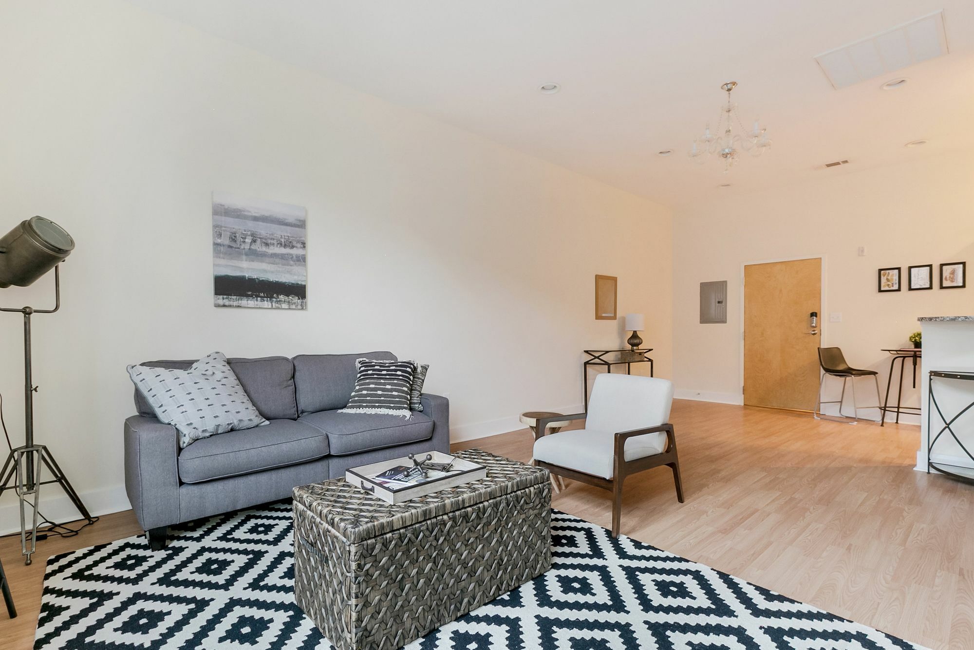 Airy 1Br In Arts/Warehouse District By Sonder Apartment New Orleans Exterior photo